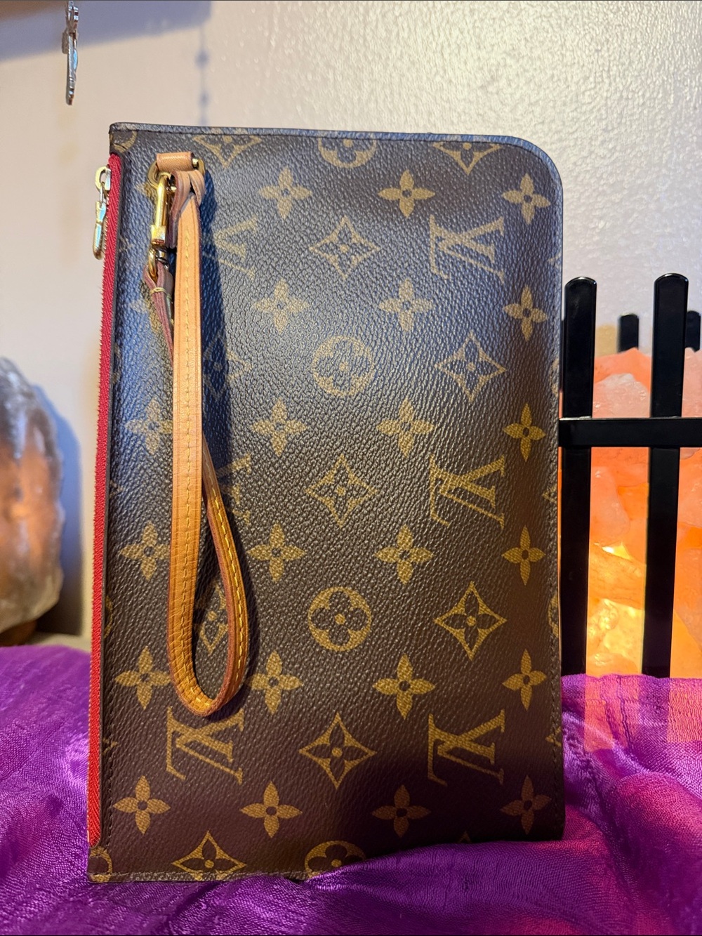 🔥🔥FLASH SALE🔥🔥Louis Vuitton Monogram Canvas Pouch - Picture 3 of 16